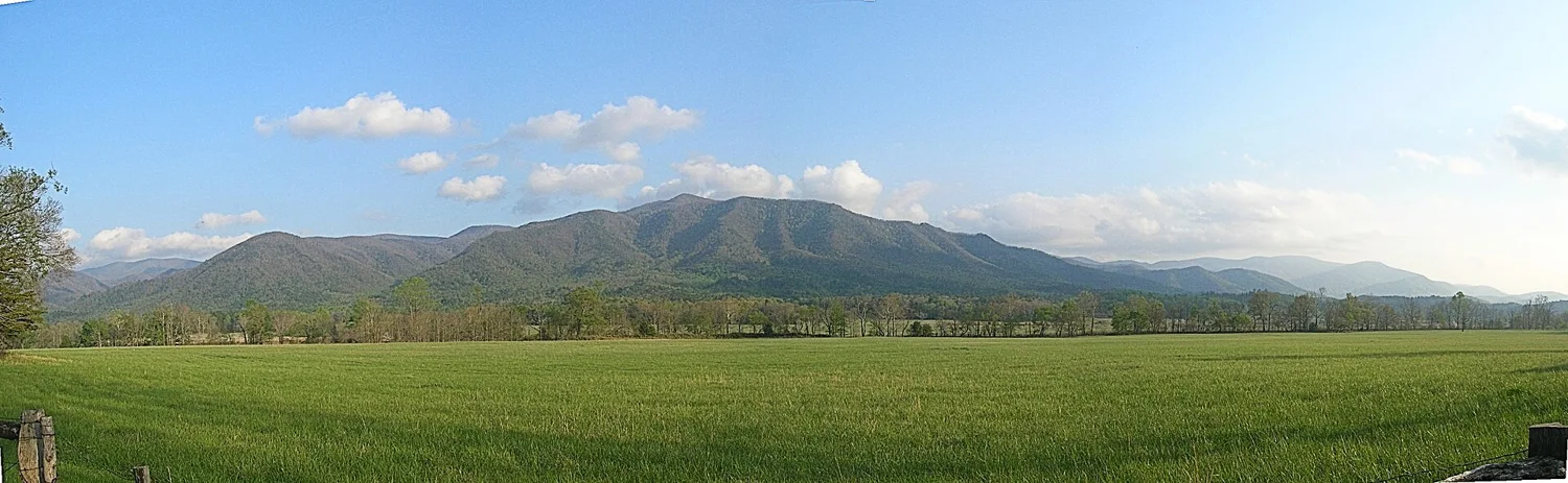 Cades Cove Panorama.JPG