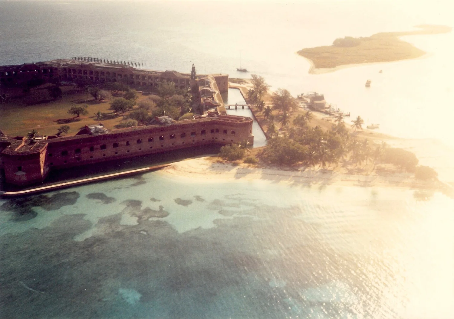 Fort Jefferson Dry Tortugas from the air April 1989 01.jpg