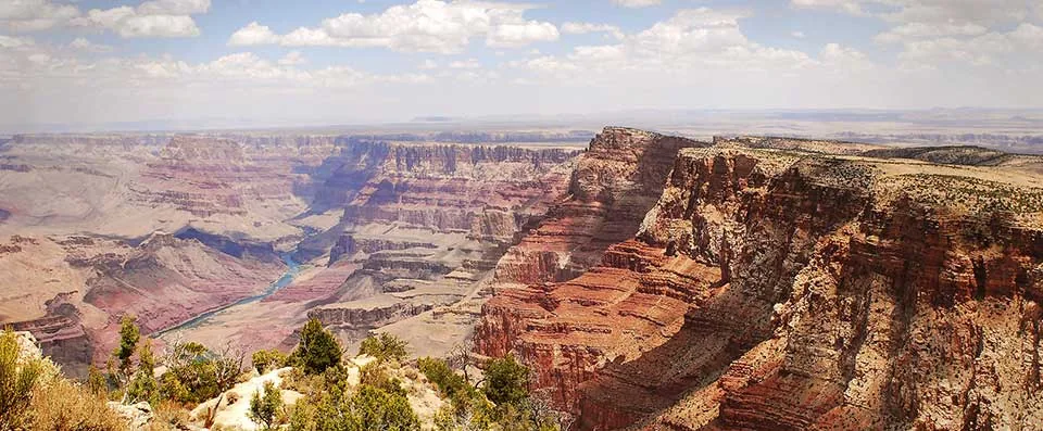 Colorado River and layered canyon walls from Desert View on the South Rim