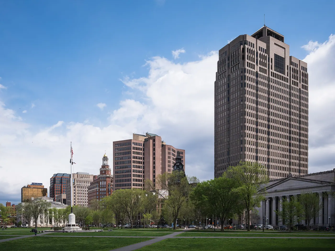 New Haven Pizza & Museums — New Haven skyline from the New Haven Green, Connecticut