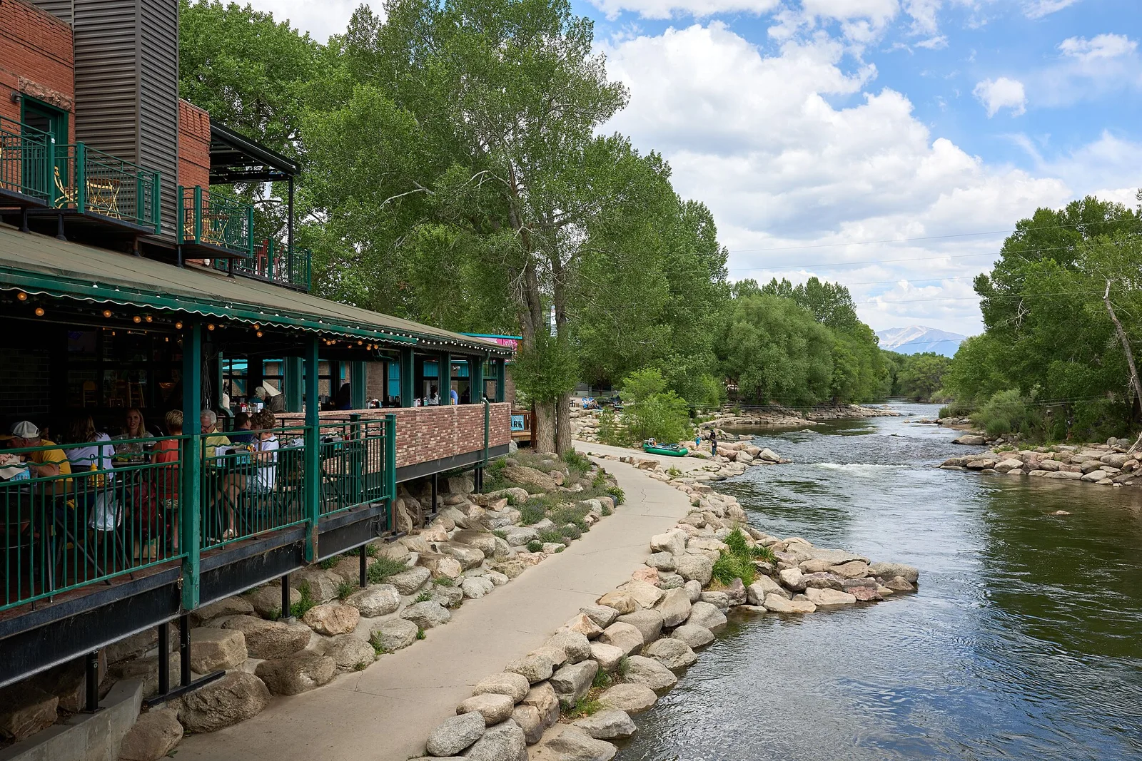 Arkansas River Walk in downtown Salida (2026)-104A8147.jpg