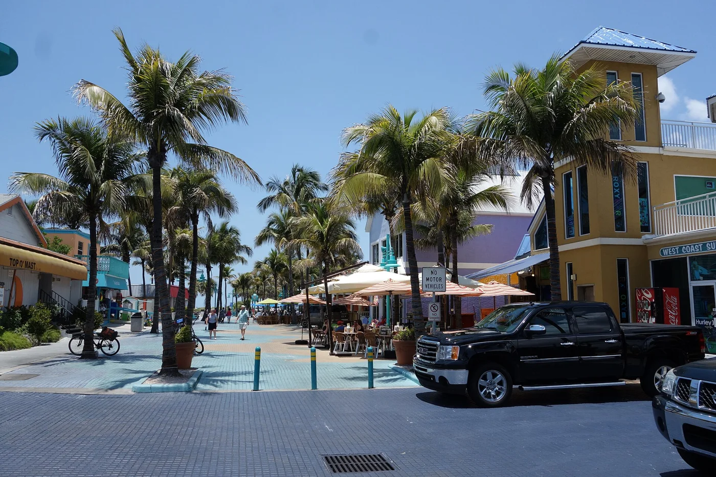 Downtown Fort Myers streetscape