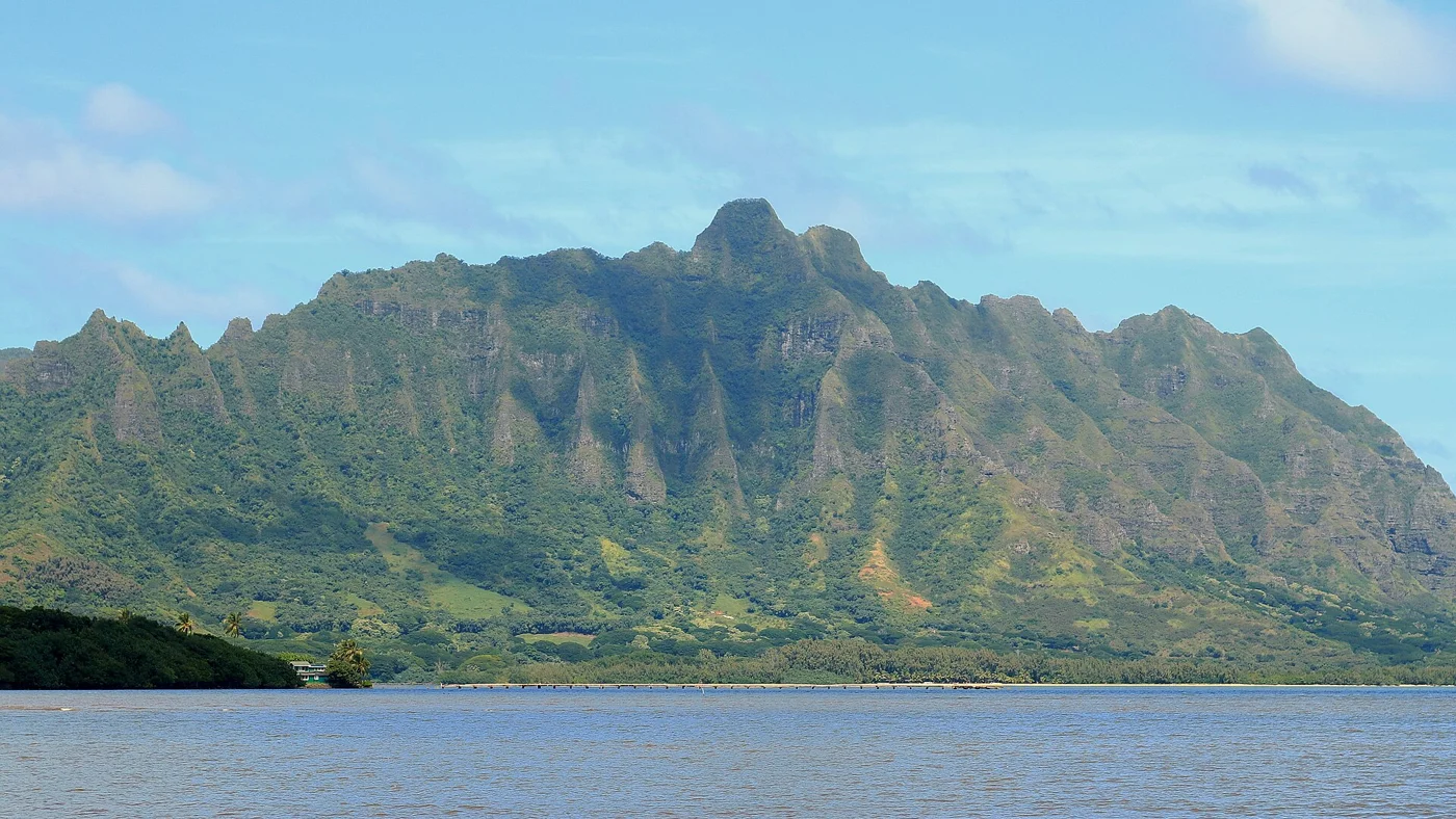 Kāneʻohe Bay and the Koʻolau mountains
