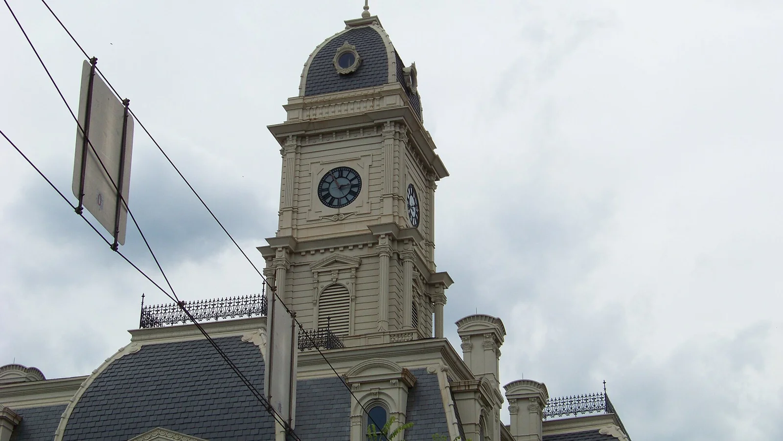 Hamilton County Court House - Noblesville Indiana 16.jpg
