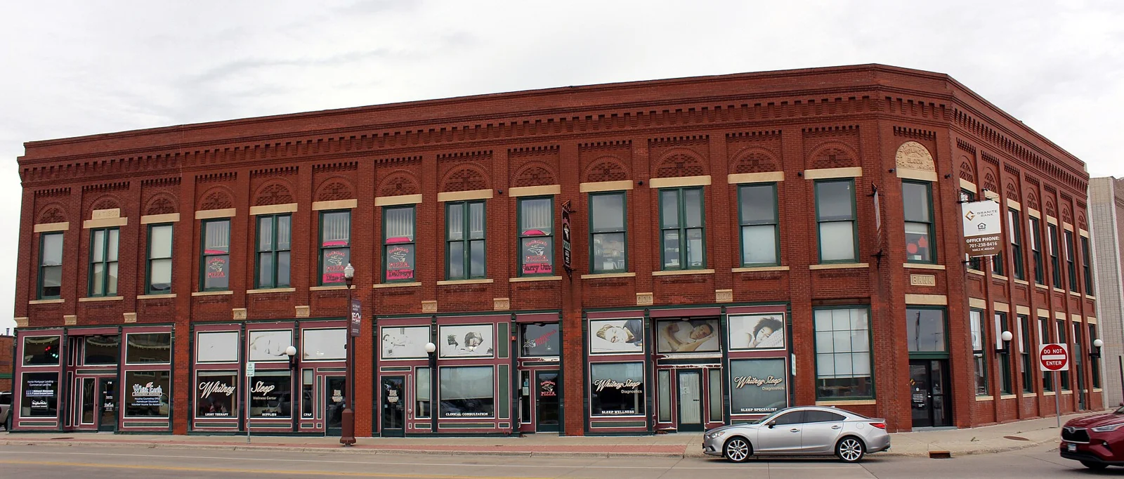 Holmes Block, Detroit Lakes, Minnesota.jpg