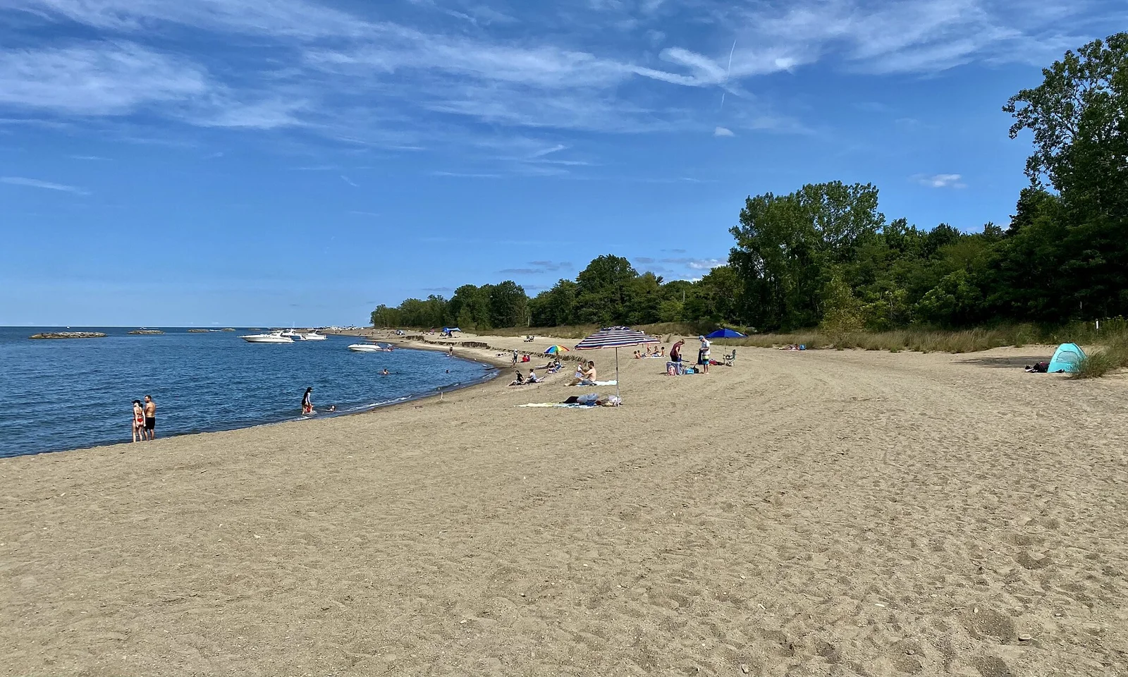Presque Isle State Park, Millcreek Twp, Erie County, Pennsylvania - 20210904 - 04 - Leslie Beach looking northeast.jpg
