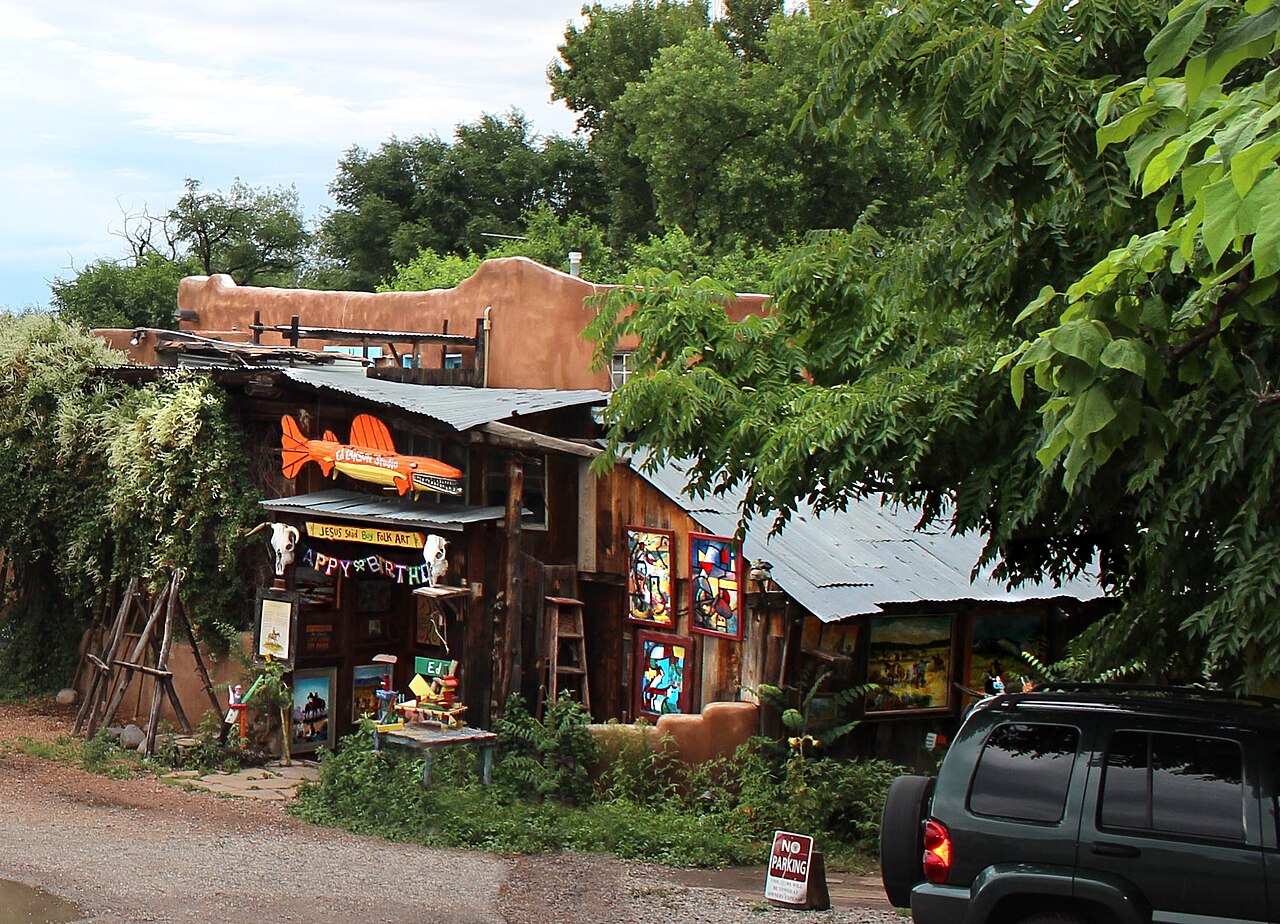Destination area photograph near Santa Fe (New Mexico)