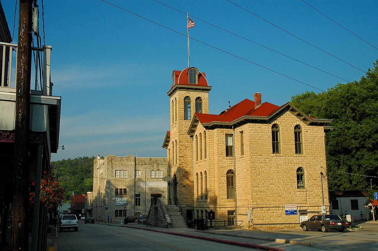 Destination area photograph near Eureka Springs