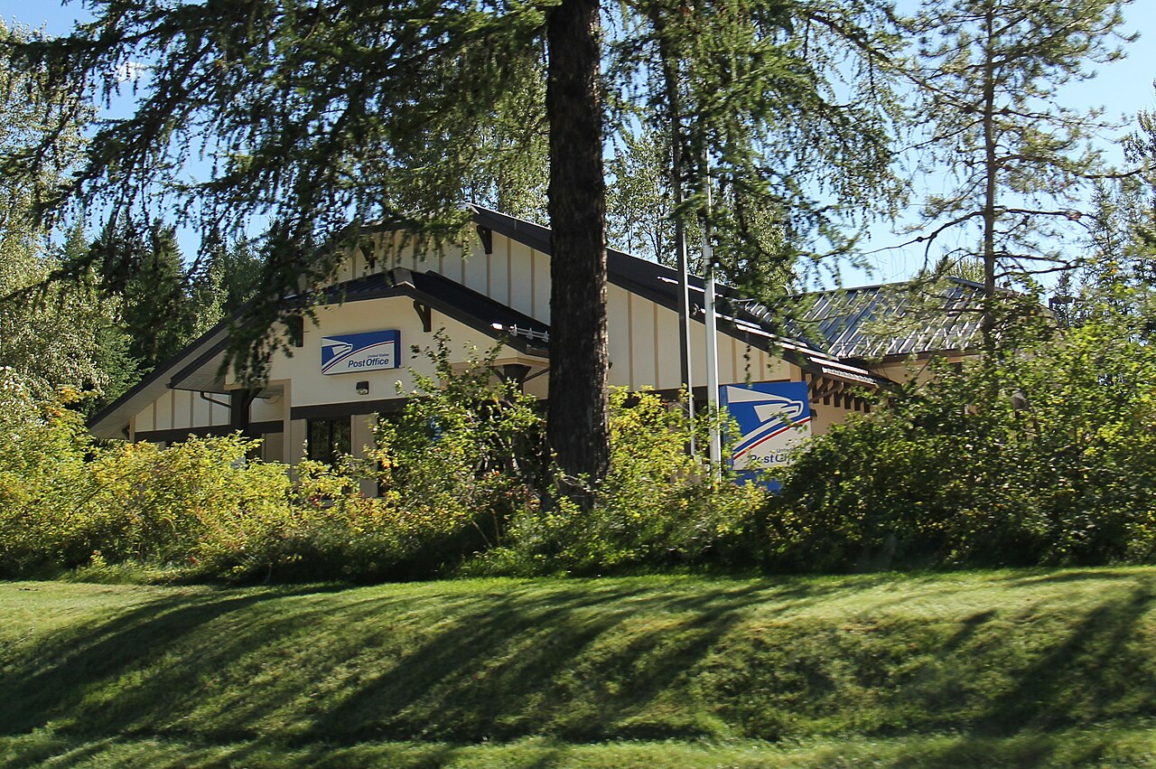 Destination area photograph near West Glacier