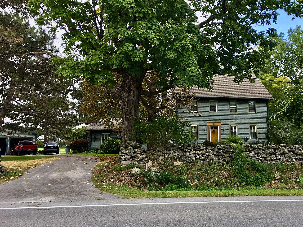 Destination area photograph near Clarence (New York)