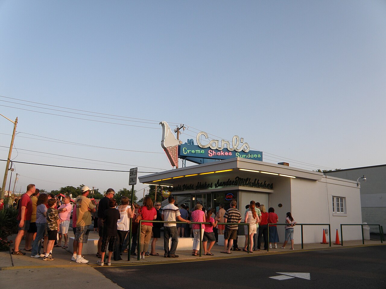 Carl's Ice Cream shop, Fredericksburg, Virginia