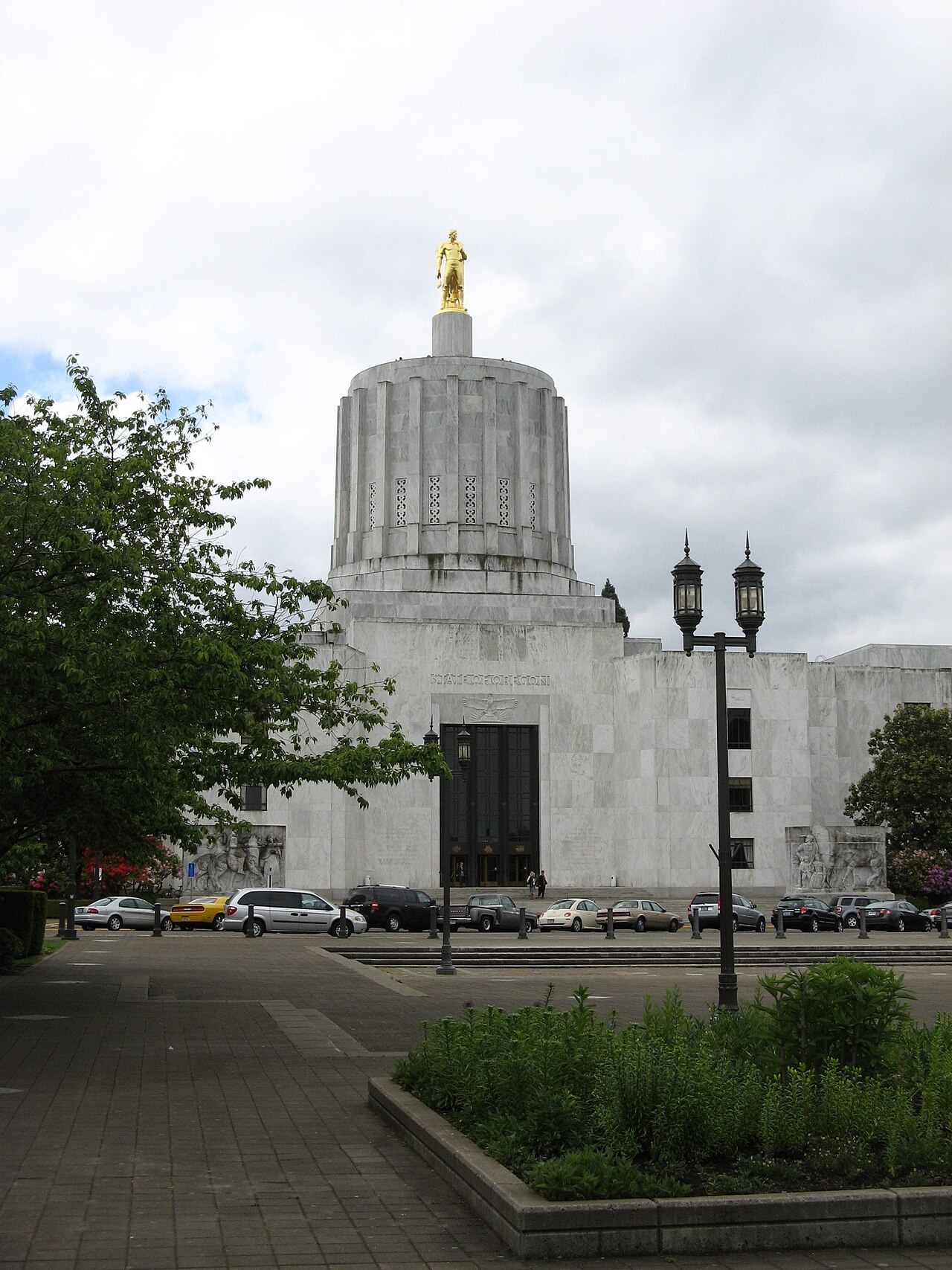 Destination photograph documented on Salem (Oregon)