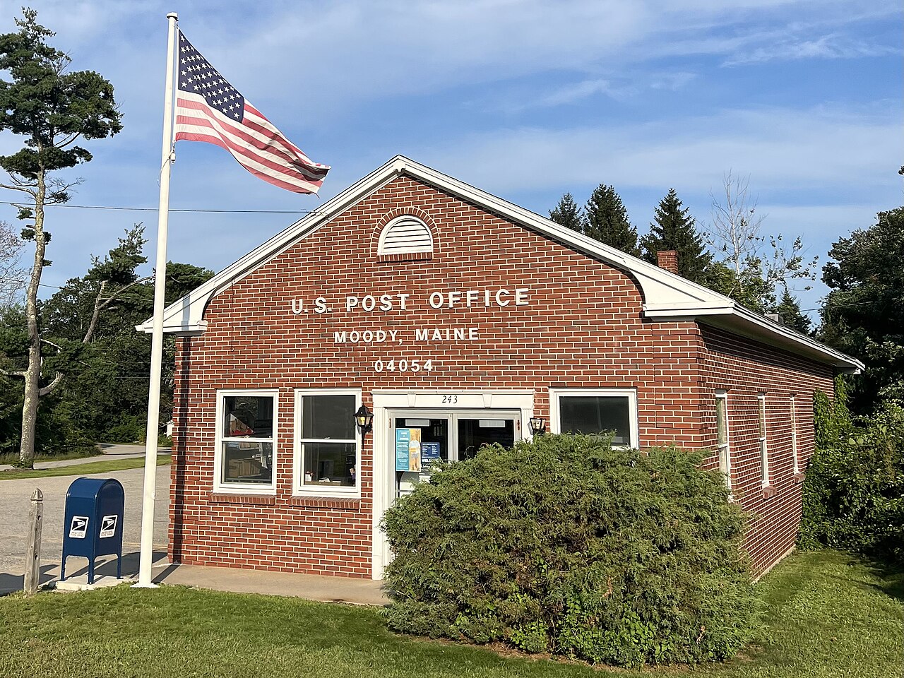 The United States Post Office of Moody Beach, Maine.
