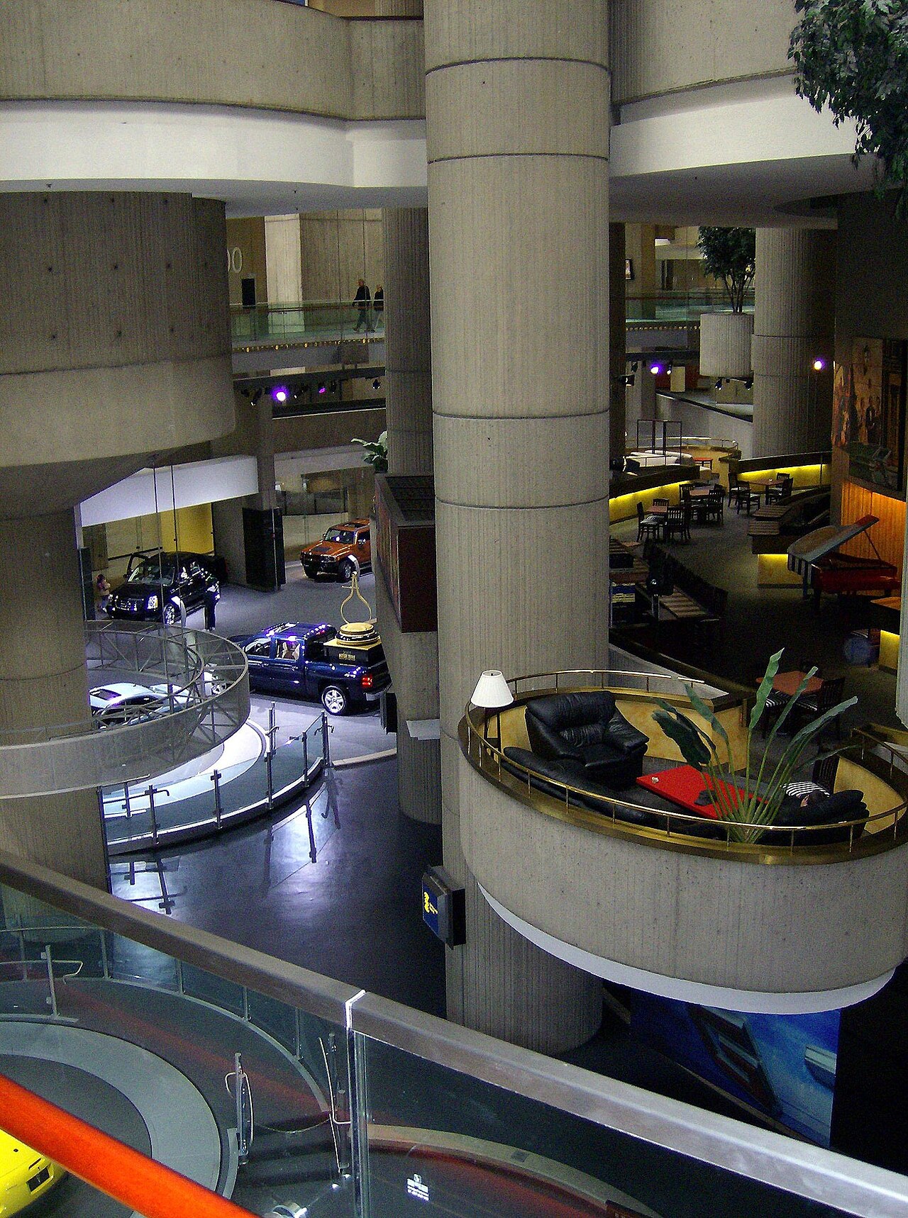 Detroit Marriot Hotel restaurant - at the Renaissance Center.